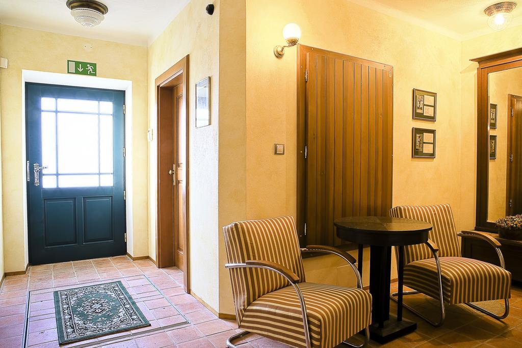 U Zvonu Apartments Чески-Крумлов Экстерьер фото