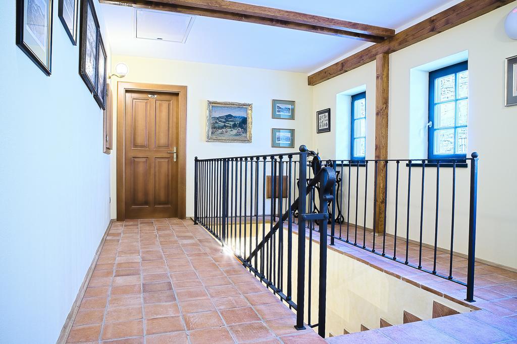 U Zvonu Apartments Чески-Крумлов Экстерьер фото