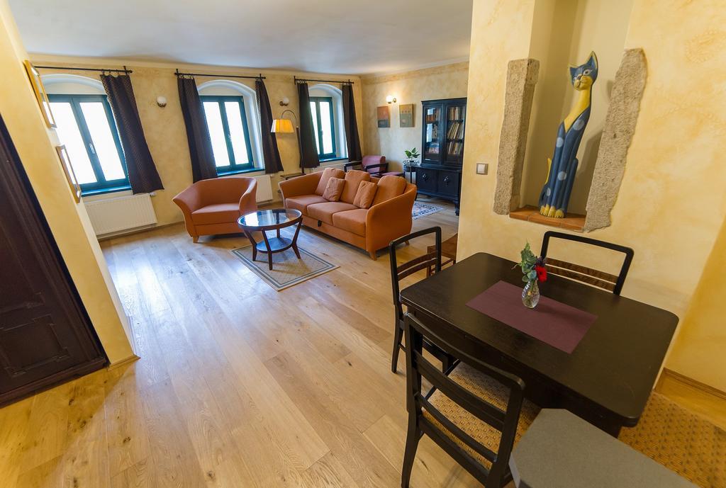 U Zvonu Apartments Чески-Крумлов Экстерьер фото