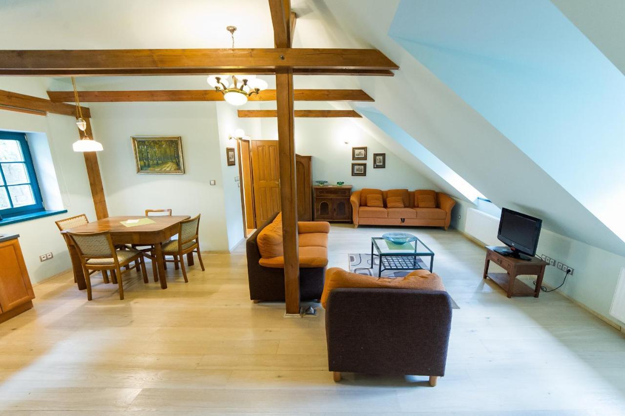 U Zvonu Apartments Чески-Крумлов Экстерьер фото