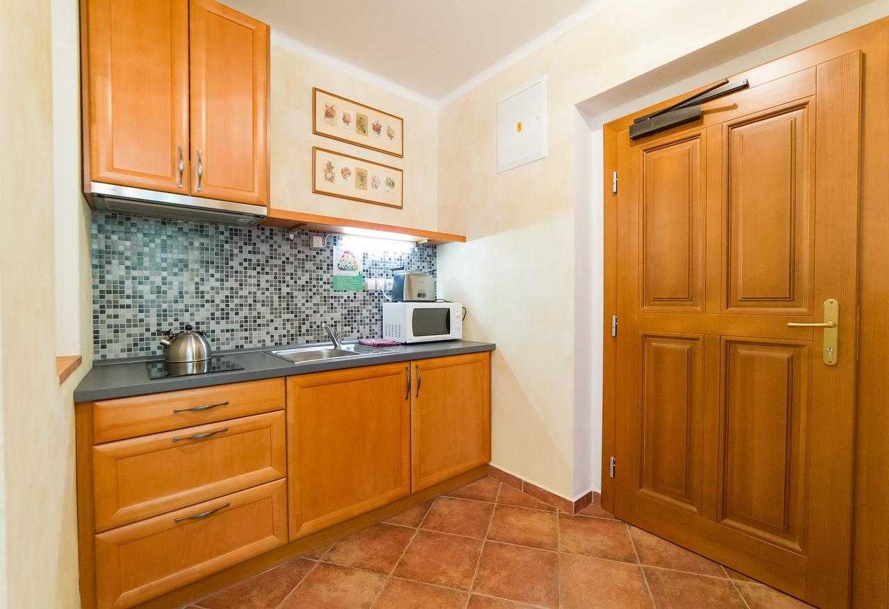 U Zvonu Apartments Чески-Крумлов Экстерьер фото
