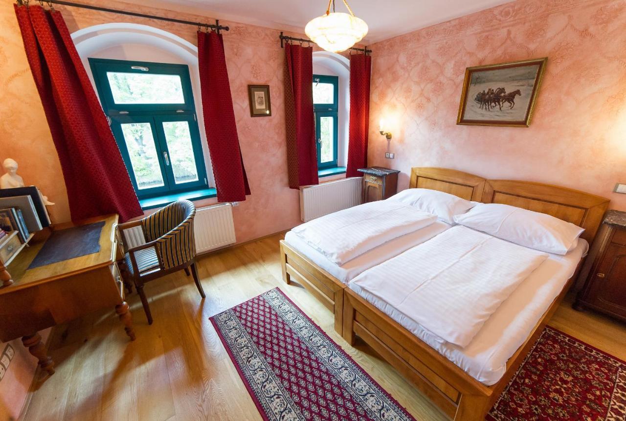 U Zvonu Apartments Чески-Крумлов Экстерьер фото