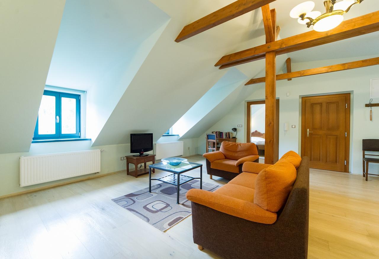 U Zvonu Apartments Чески-Крумлов Экстерьер фото