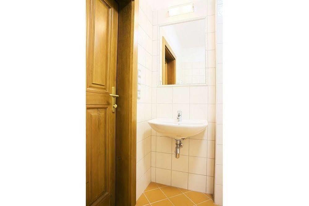 U Zvonu Apartments Чески-Крумлов Экстерьер фото